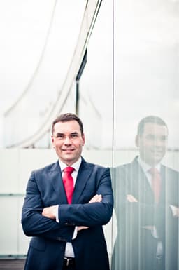 Lutz Färber - Rechtsanwalt und Senior Legal Advisor